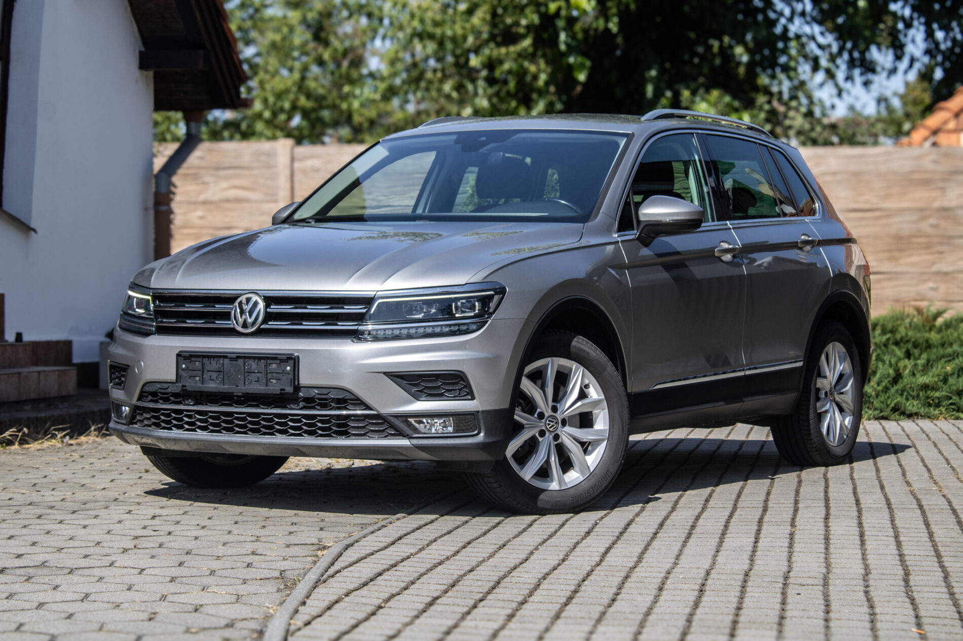 Volkswagen Tiguan 2.0 TDI SCR BMT 4MOTION Highline 140kW / AJ NA SPLÁTKY / PROTIÚČET