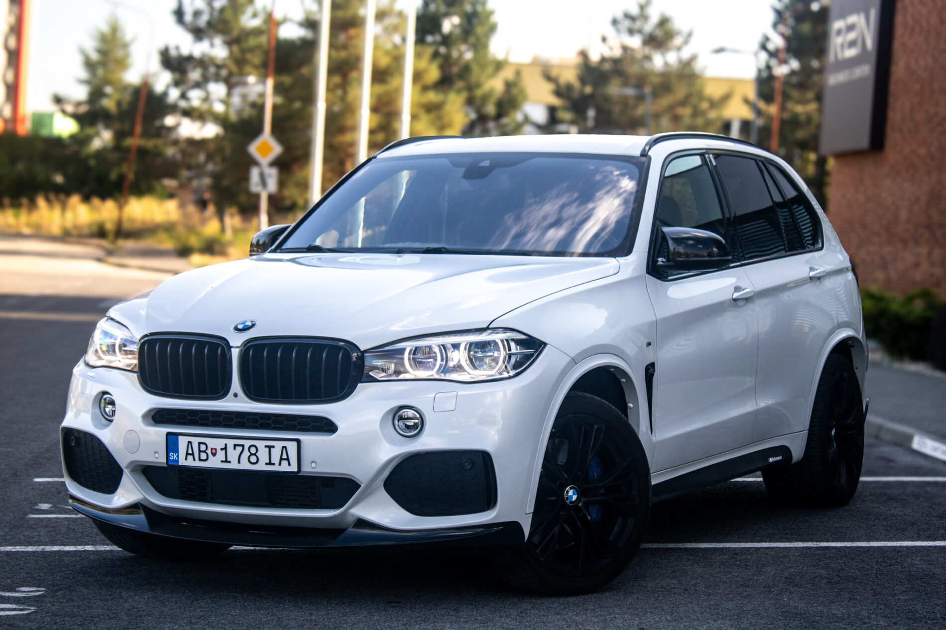BMW X5 xDrive30d 2018 Individual M-paket AT/8 190kW / AJ NA SPLÁTKY / PROTIÚČET