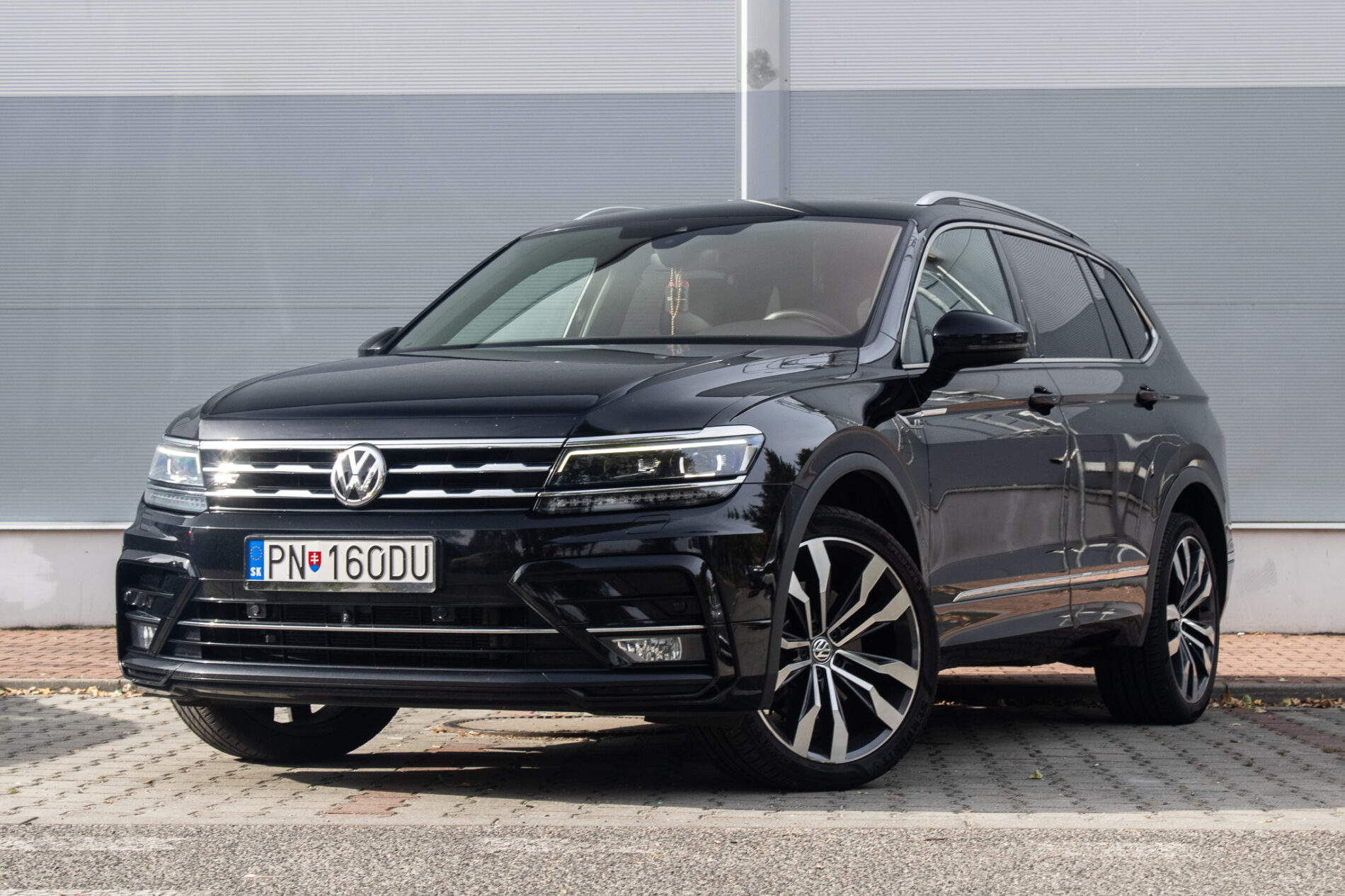 Volkswagen Tiguan Allspace 2.0 TDI R-Line 4MOTION DSG, 147kW (2021) / AJ NA SPLÁTKY / PROTIÚČET