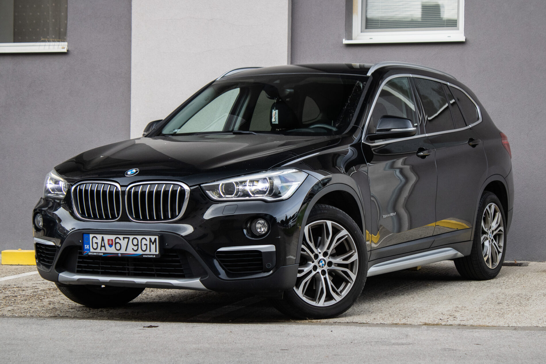 BMW X1 sDrive18d xLine A/T, 110kW (2016) / AJ NA SPLÁTKY / PROTIÚČET /