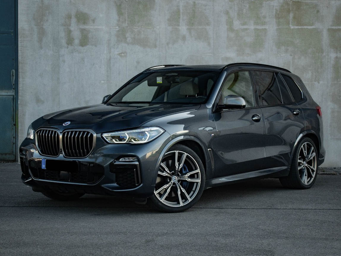 BMW X5 M50i 390kw