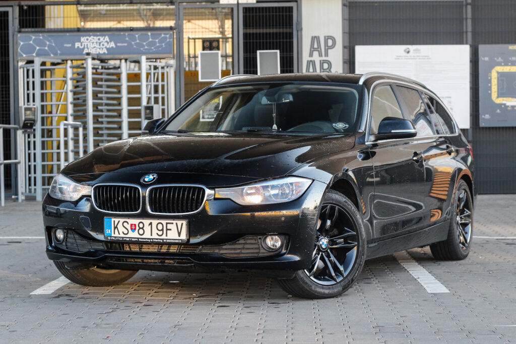 BMW Rad 3 Touring 320d xDrive, 135kW (2014) / AJ NA SPLÁTKY / PROTIÚČET /