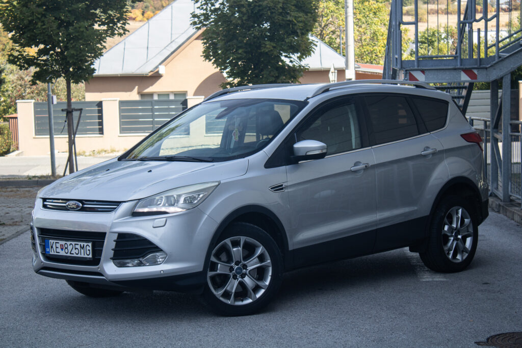 Ford Kuga 2.0 TDCi Duratorq 4x4 A/T, 103kW (2014) / AJ NA SPLÁTKY / PROTIÚČET /