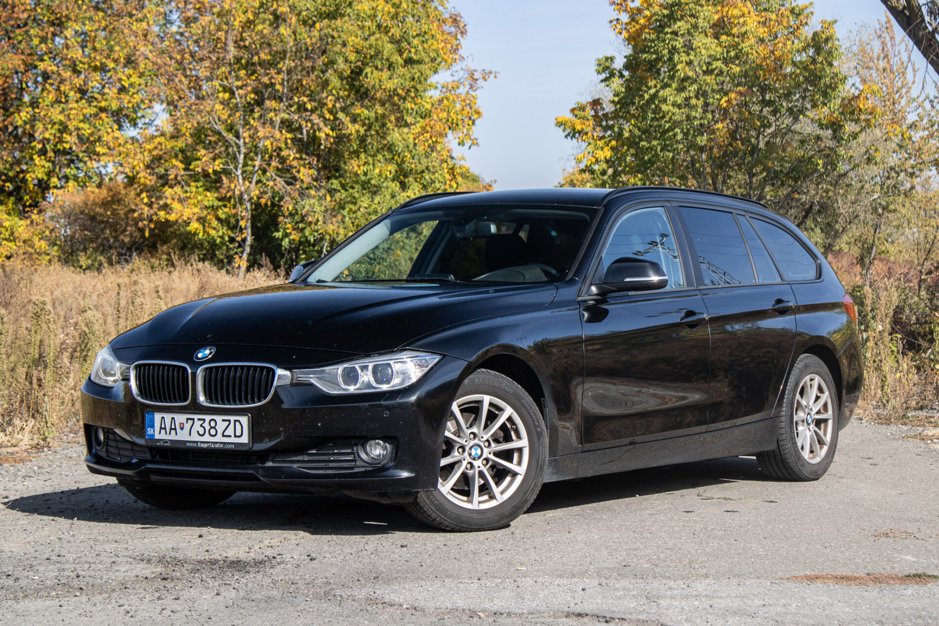 BMW Rad 3 Touring 318d, 105kW (2014) / AJ NA SPLÁTKY / PROTIÚČET /