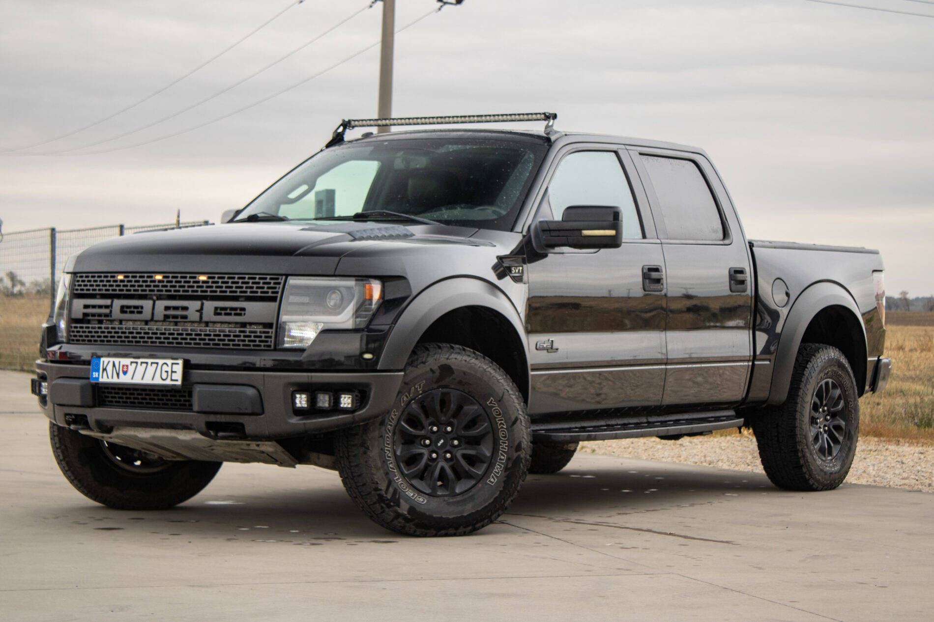 Ford F-150 Raptor SVT 6.2 V8 4x4 SuperCrew, 306kW, A6 / AJ NA SPLÁTKY / PROTIÚČET /
