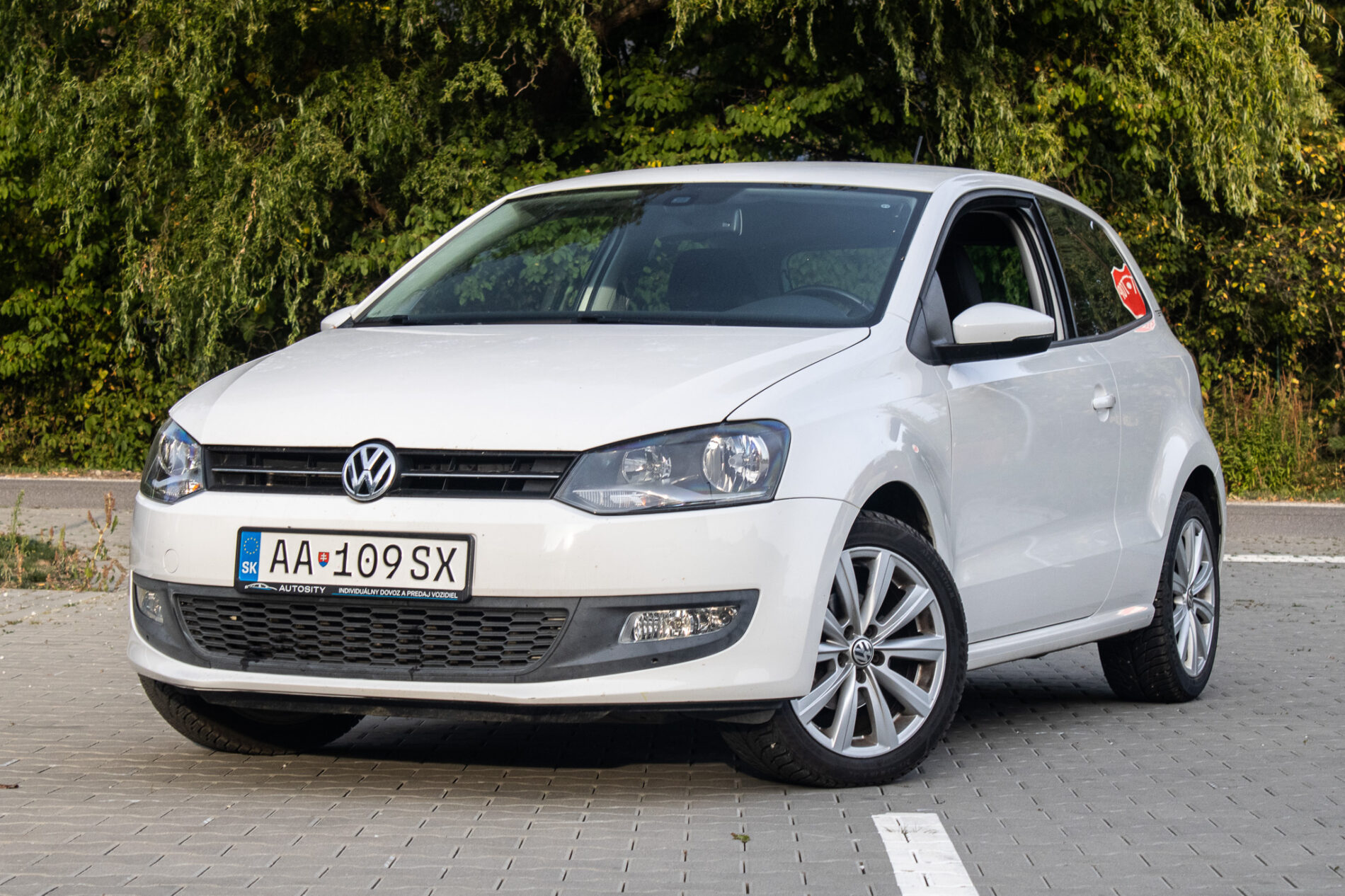 Volkswagen Polo 1.2 TSI, 77kW (2010) / AJ NA SPLÁTKY / PROTIÚČET /