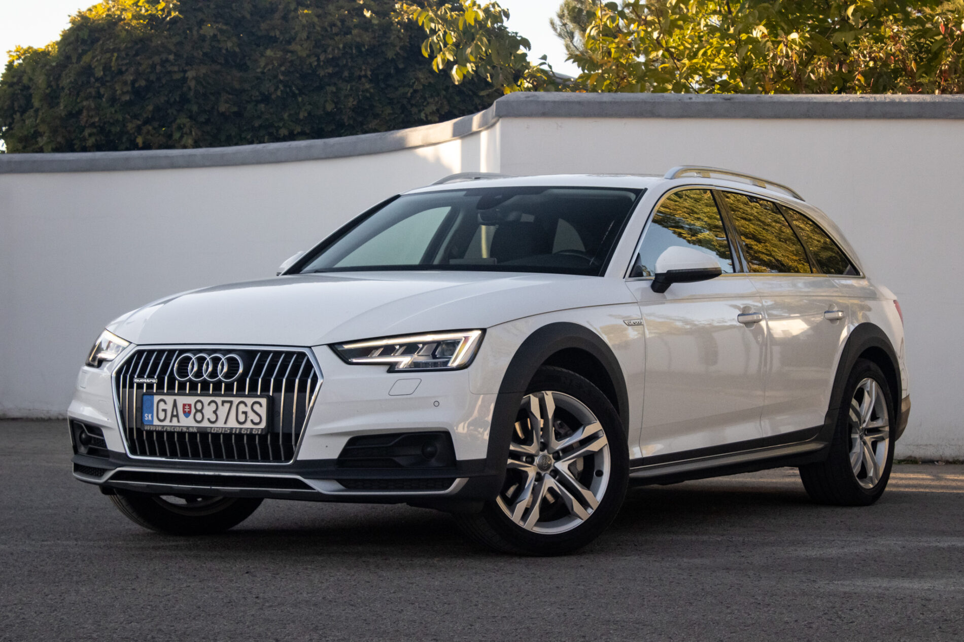 Audi A4 Allroad 2.0 TDI Quattro S tronic / 140kW / A7 / ZÁRUKA / AJ NA SPLÁTKY / PROTIÚČET