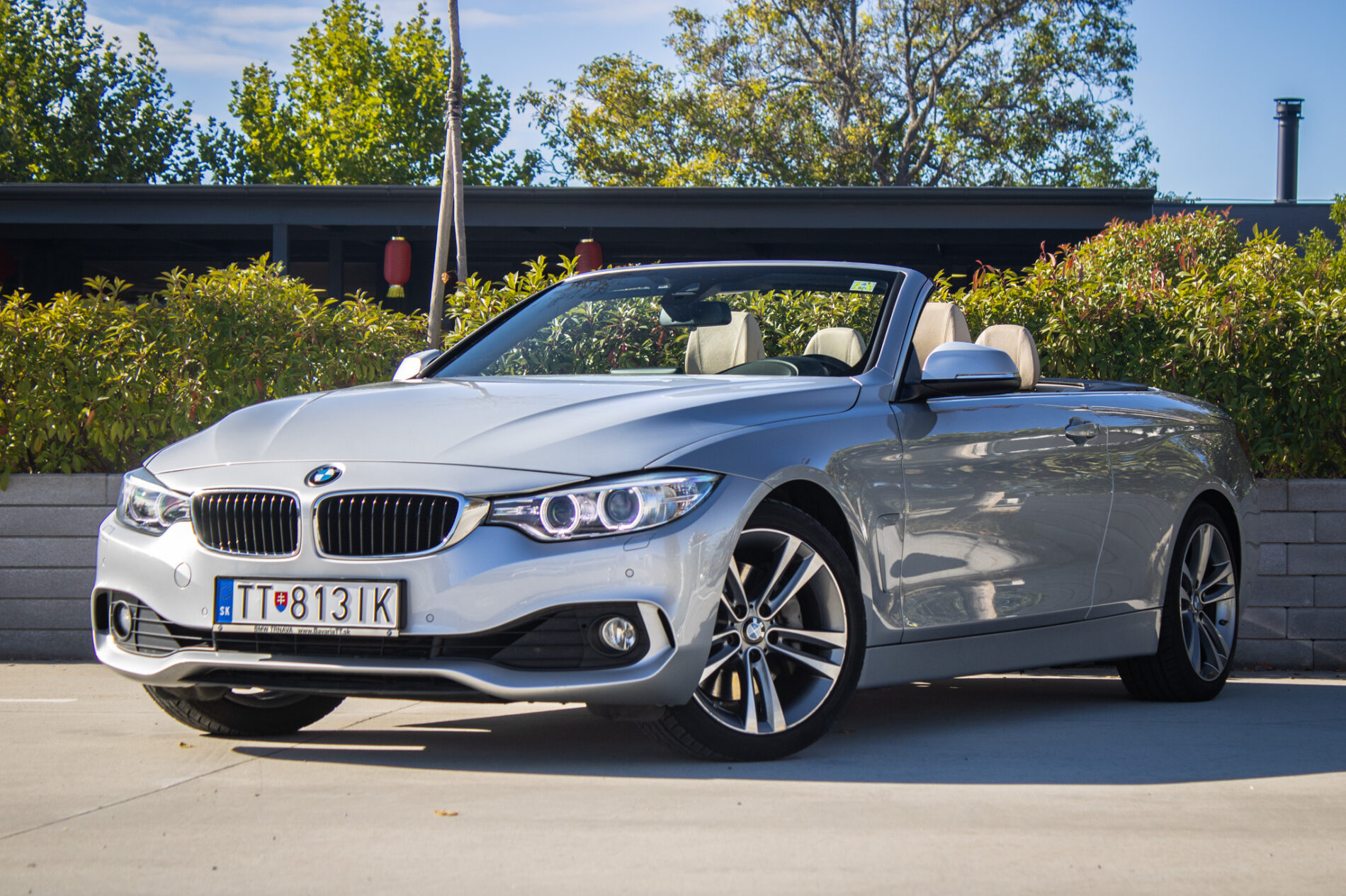 BMW Rad 4 Cabrio 435i A/T, 225kW, A8, 2d. / AJ NA SPLÁTKY / PROTIÚČET /