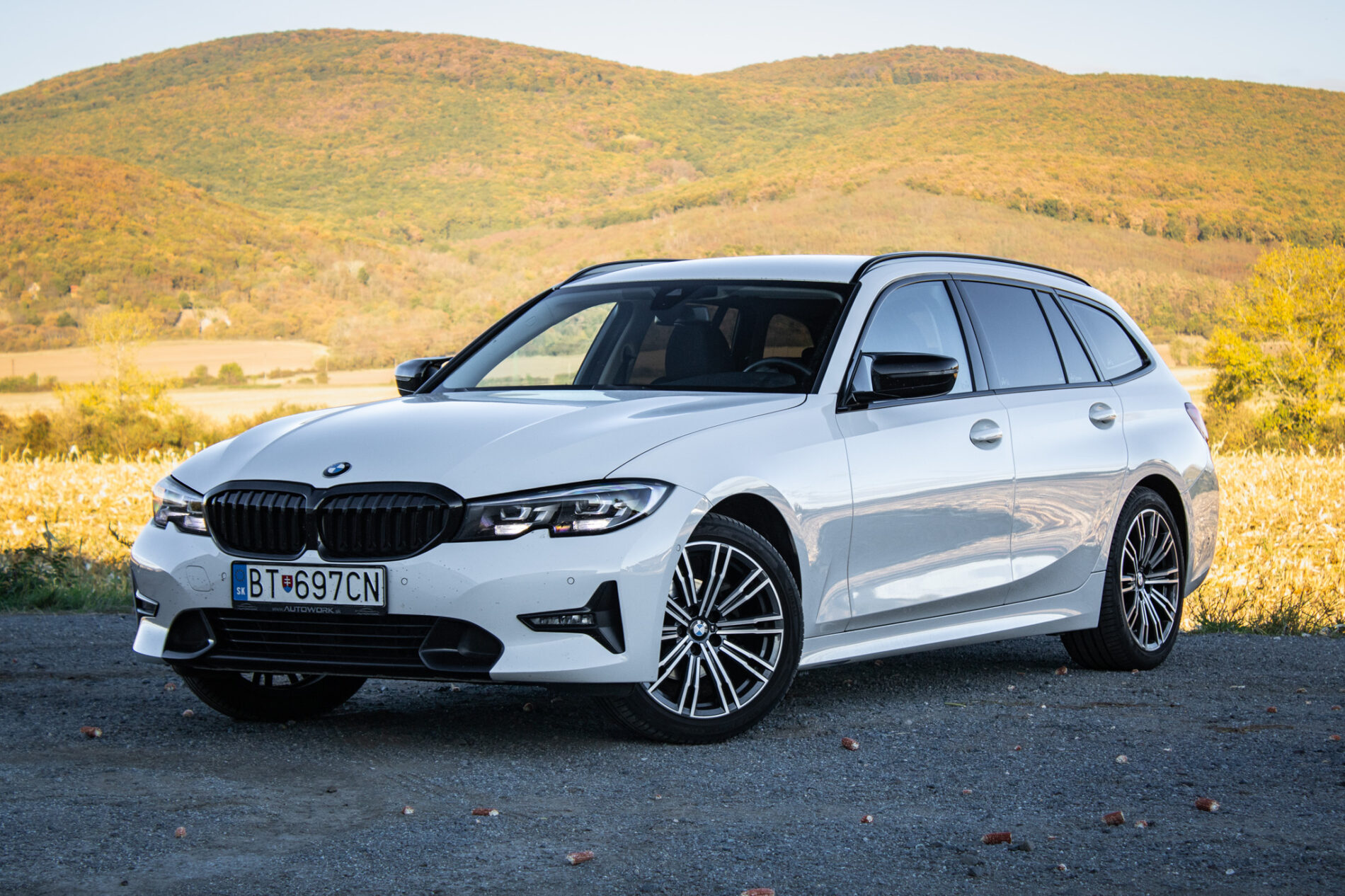 BMW Rad 3 Touring 318i  G21 A/T, 115kW, A8 / AJ NA SPLÁTKY / PROTIÚČET /