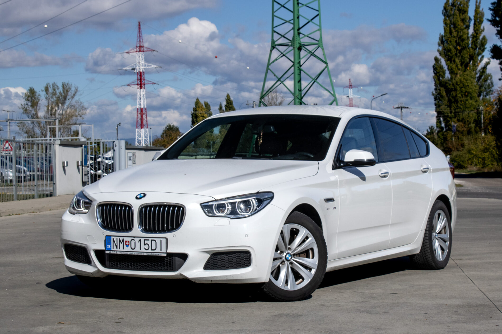 BMW Rad 5 GT F07 530d xDrive M Sport / 190kW / A8 / ZÁRUKA / AJ NA SPLÁTKY / PROTIÚČET