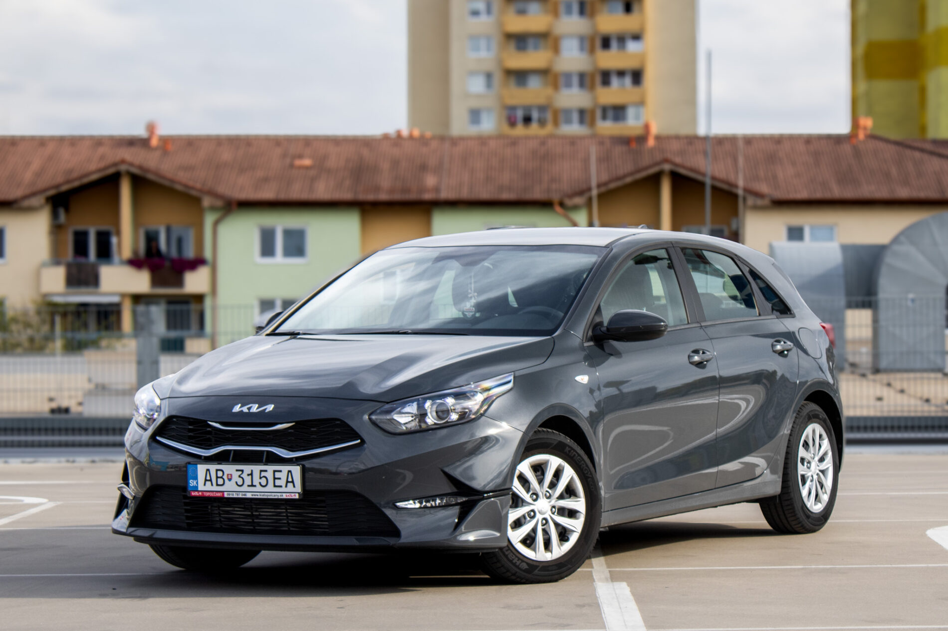 Kia Ceed 1.5 T-GDi Silver 7-DCT / 103kW / A7 / ZÁRUKA / AJ NA SPLÁTKY / PROTIÚČET