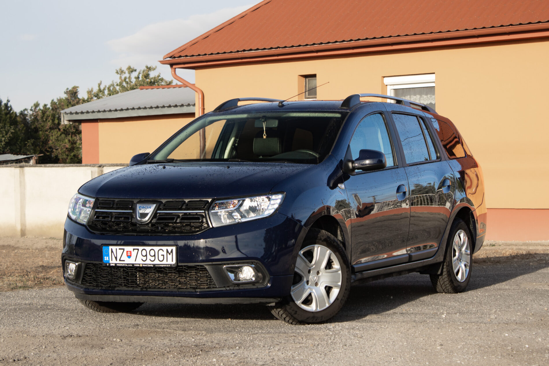 Dacia Logan MCV 1.0 SCe, 54 kW, M5, 5d. / AJ NA SPLÁTKY / PROTIÚČET /