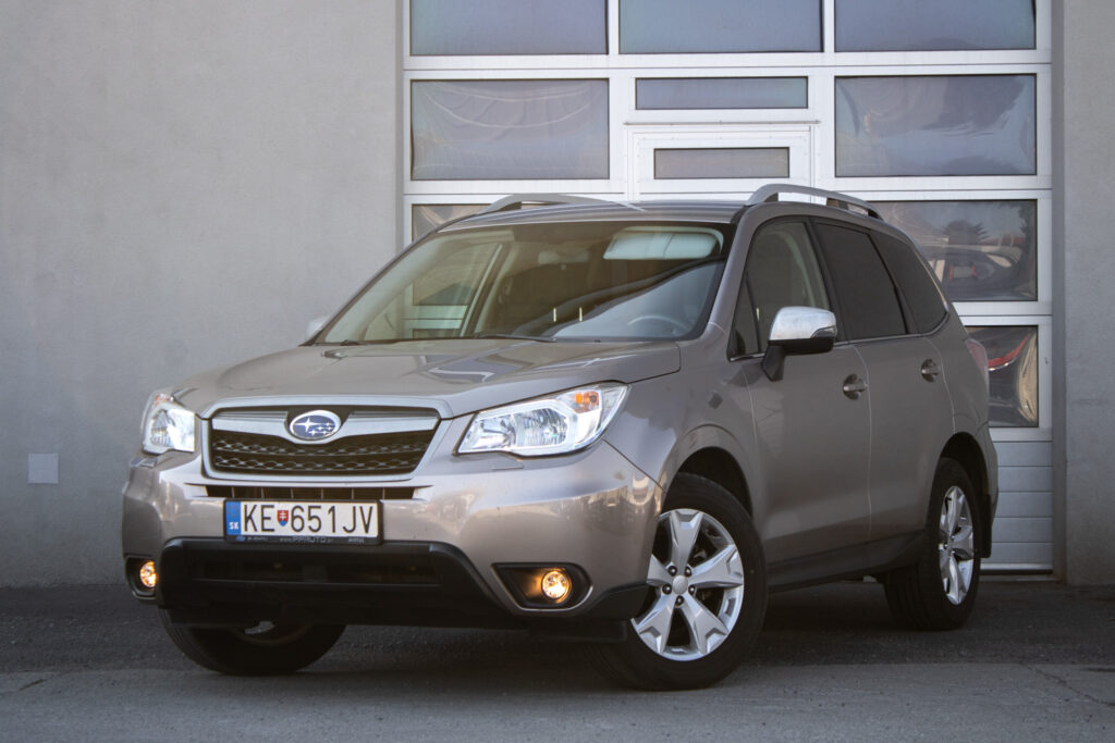 Subaru Forester 2.0i Comfort / 110kW / M6 / ZÁRUKA / AJ NA SPLÁTKY / PROTIÚČET