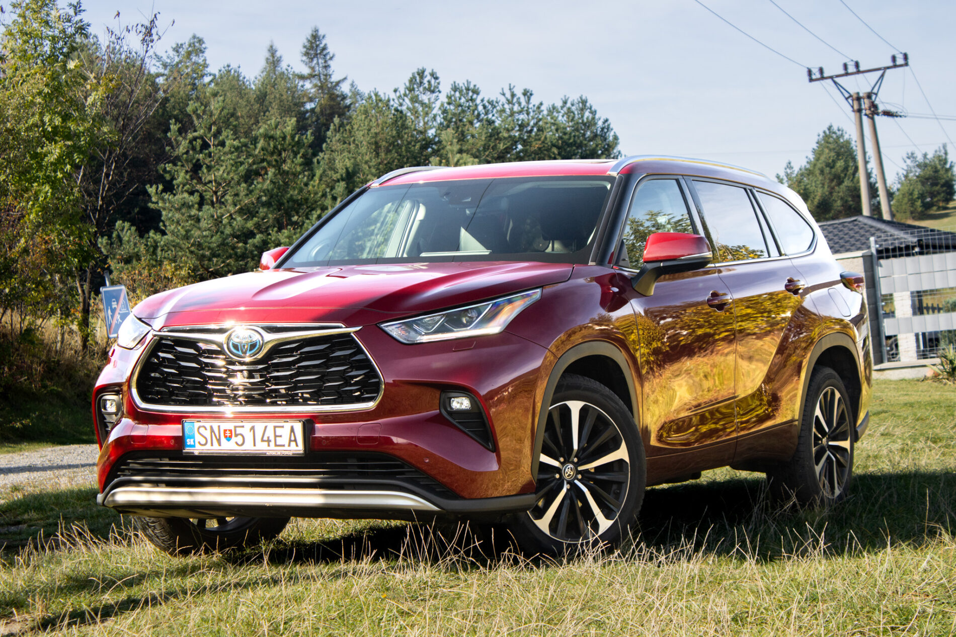 Toyota Highlander 2.5 Hybrid Executive AWD / 184kW / e-CVT / ZÁRUKA / AJ NA SPLÁTKY / PROTIÚČET