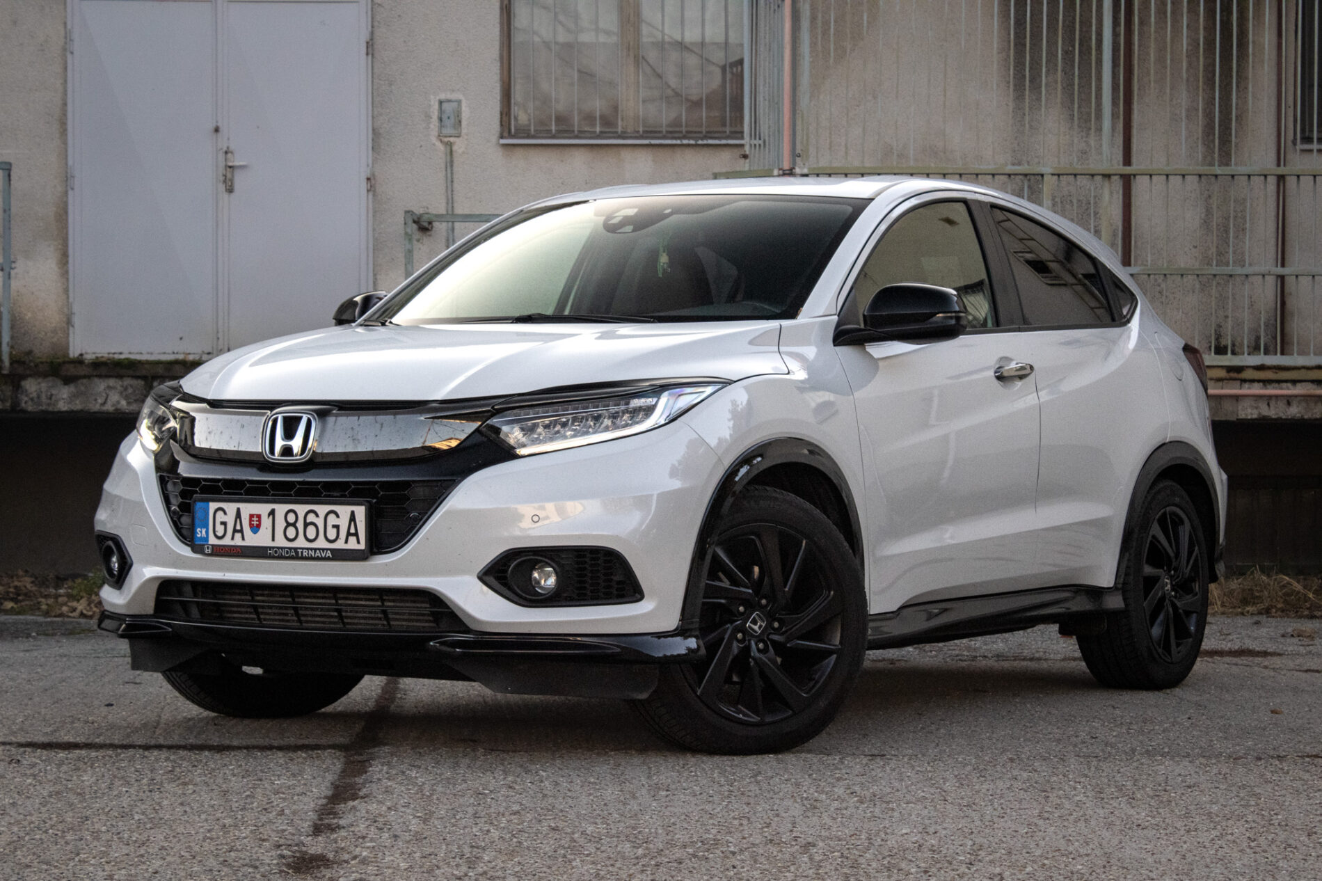 Honda HR-V 1.5 i-VTEC Turbo Sport CVT, 134kW, A1 / AJ NA SPLÁTKY / PROTIÚČET /