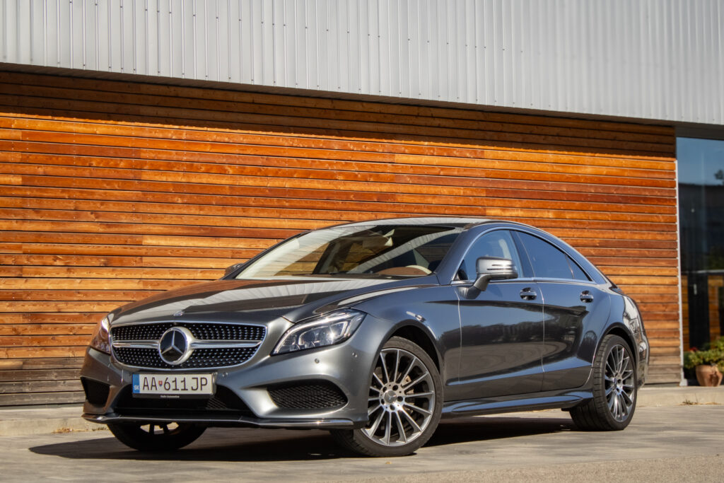 Mercedes-Benz CLS Kupé 400 4MATIC A/T AMG-line, 245 kW, A7 / AJ NA SPLÁTKY / PROTIÚČET /