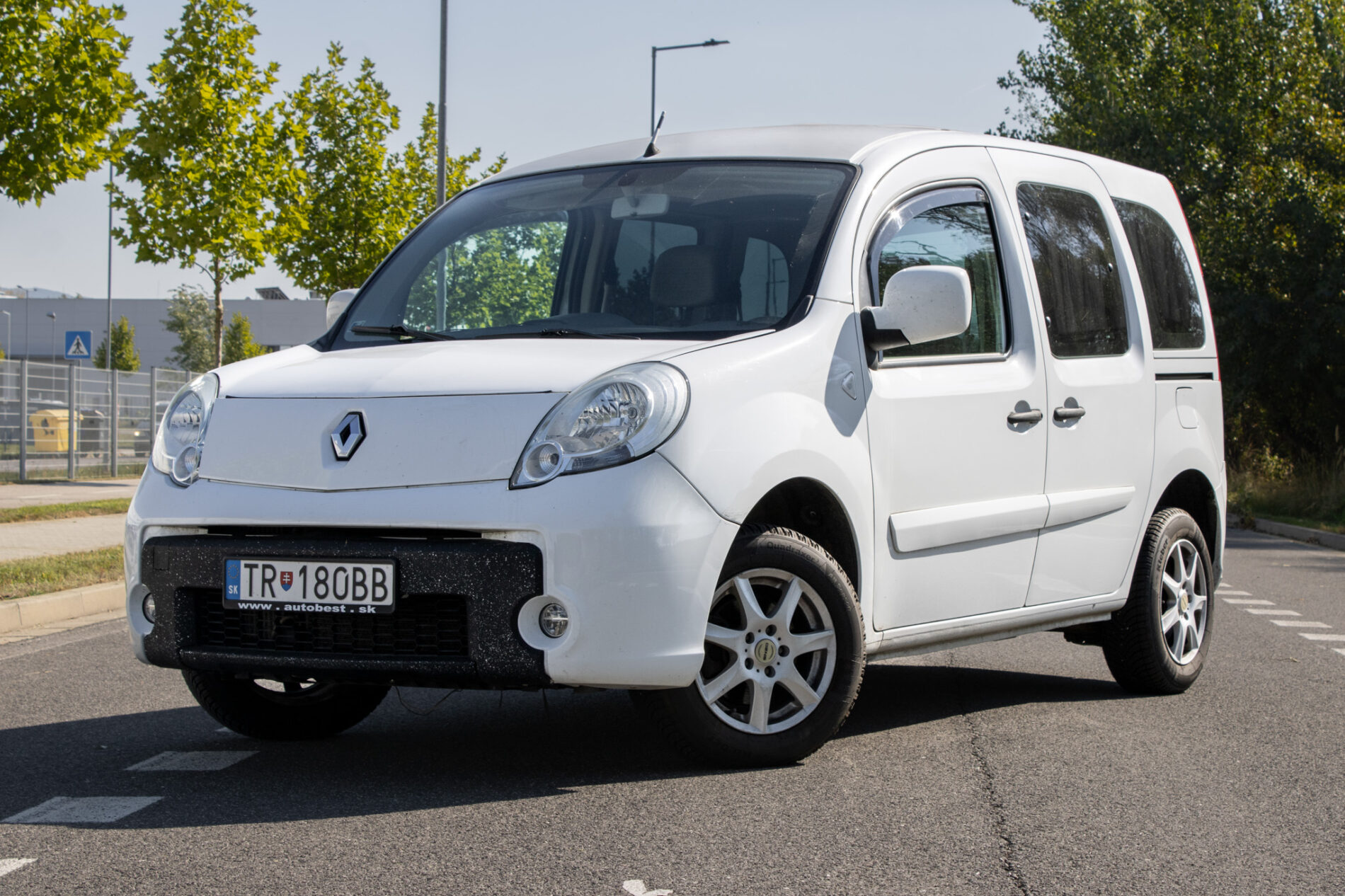 Renault Kangoo 1.5 dCi / 63kW / M5 / AJ NA SPLÁTKY / PROTIÚČET