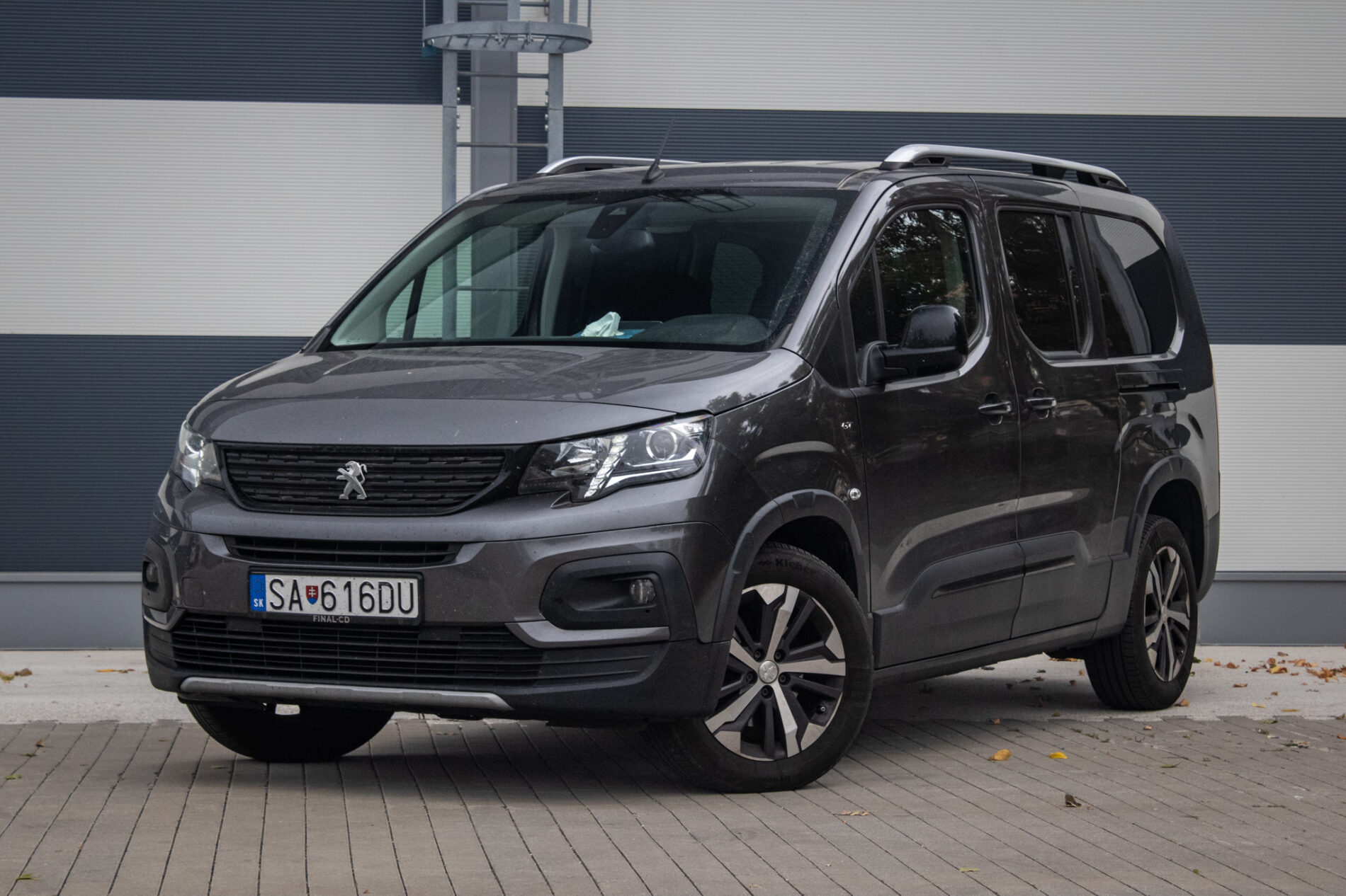 Peugeot Rifter 1.5 BlueHDi 130k GT, 96 kW, M6, 5d. / AJ NA SPLÁTKY / PROTIÚČET /