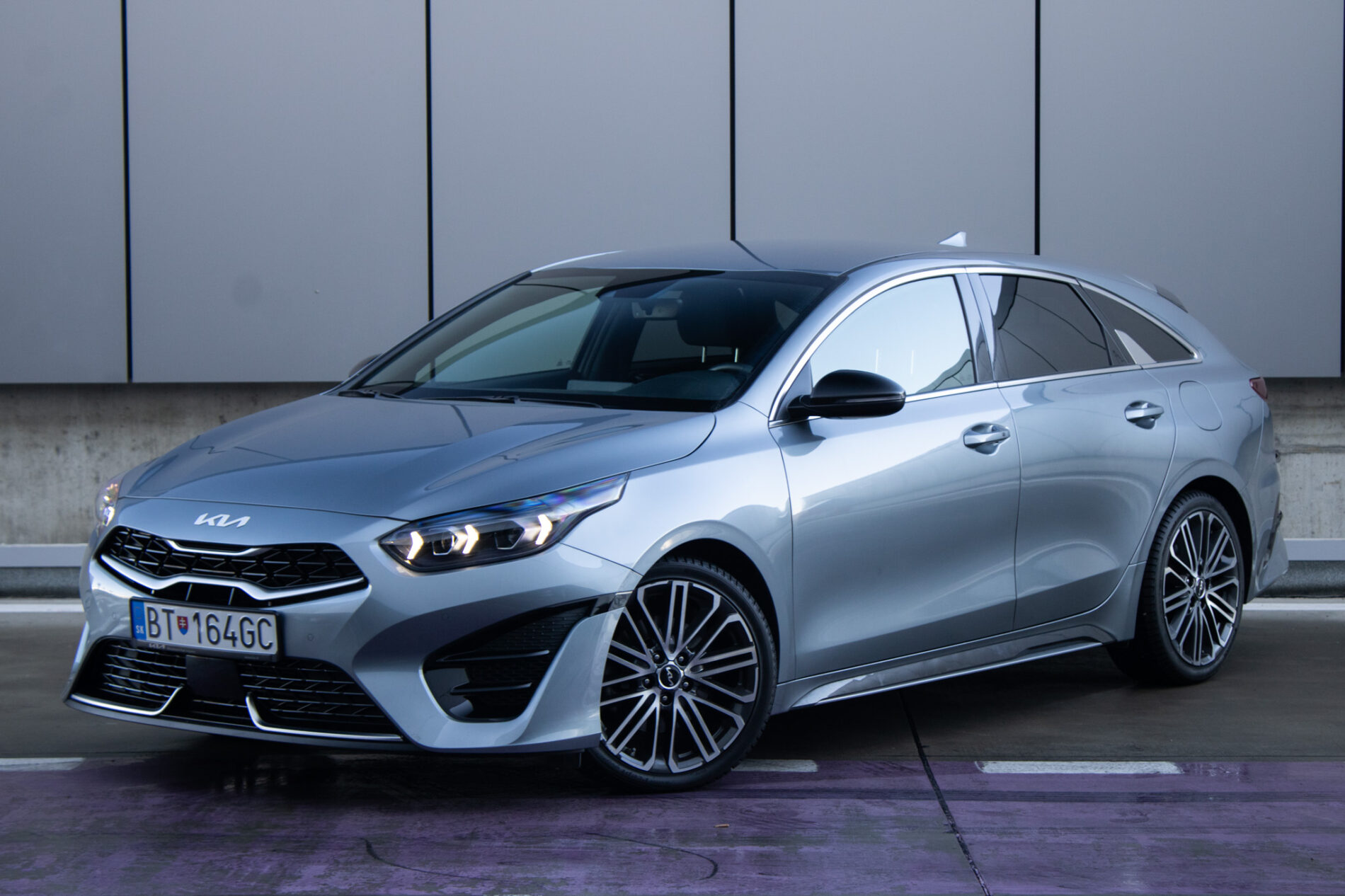 Kia Pro Ceed 117kW AT/7 2023 / AJ NA SPLÁTKY / PROTIÚČET