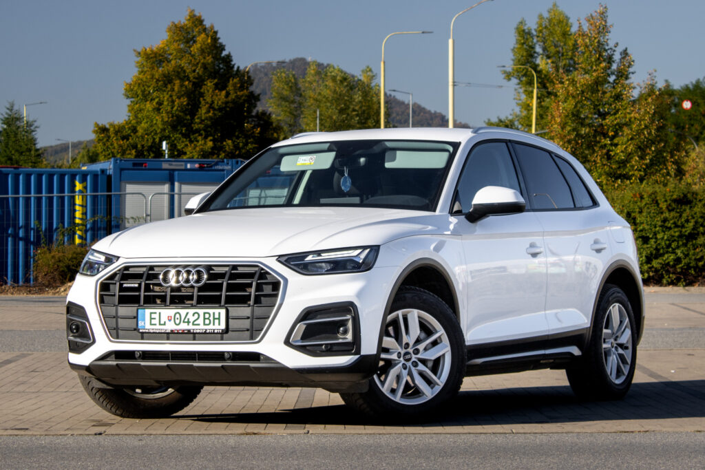 Audi Q5 50 2.0 TFSI e Quattro S tronic / 195kW / A7 / ZÁRUKA / AJ NA SPLÁTKY / PROTIÚČET