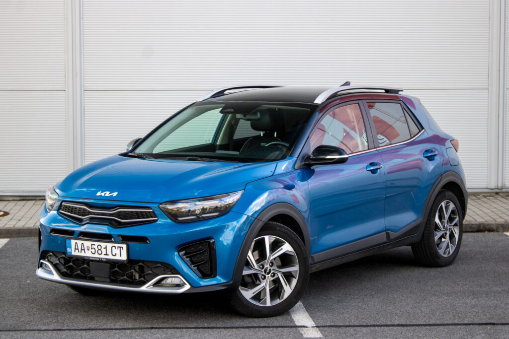 Kia Stonic 1.0 T-GDI mHEV GT-Line / 88kW / A7 / ZÁRUKA / AJ NA SPLÁTKY / PROTIÚČET