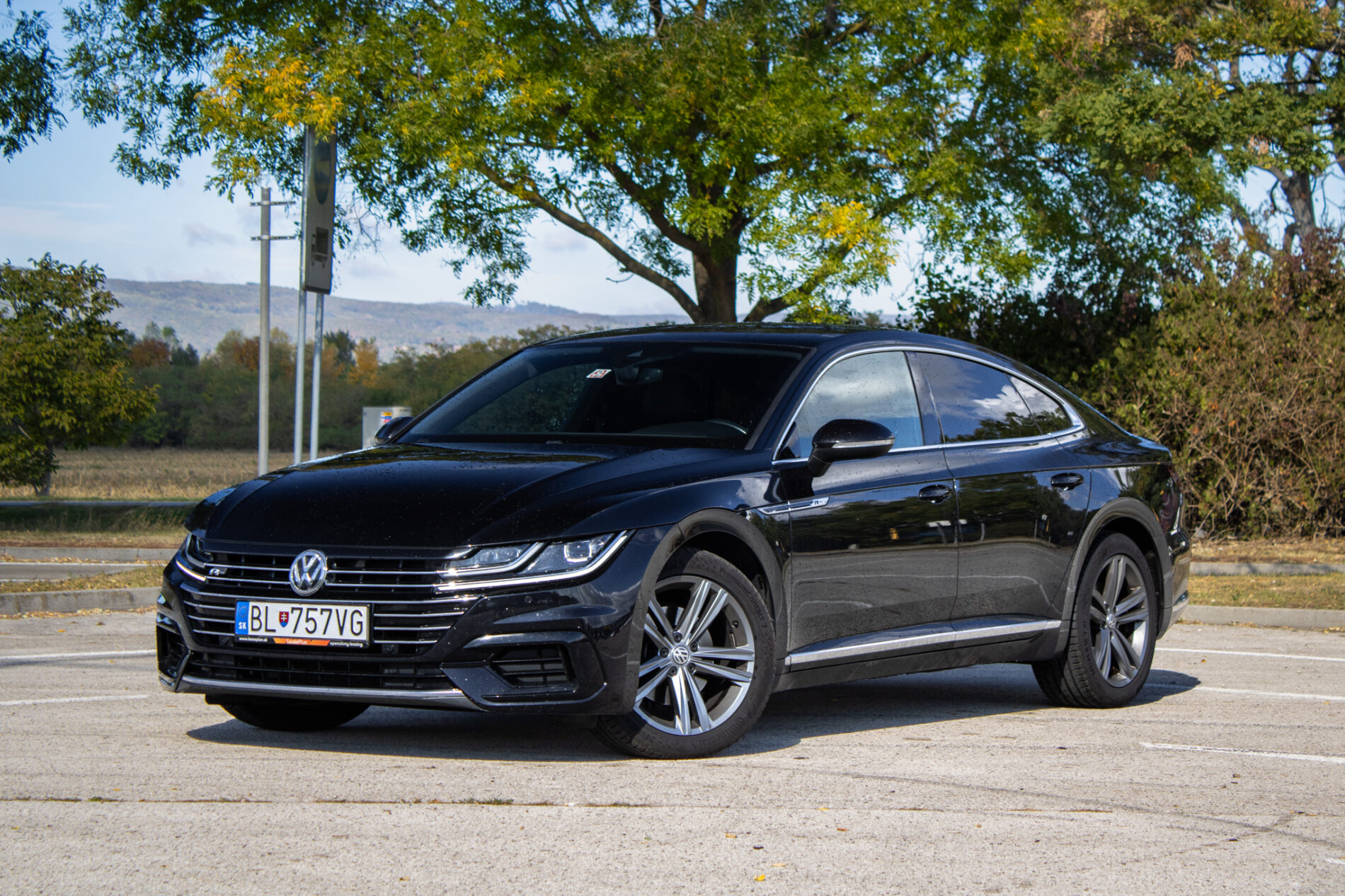 Volkswagen Arteon 2.0 TDI SCR BMT R-Line DSG, 110 kW, A7 / AJ NA SPLÁTKY / PROTIÚČET /