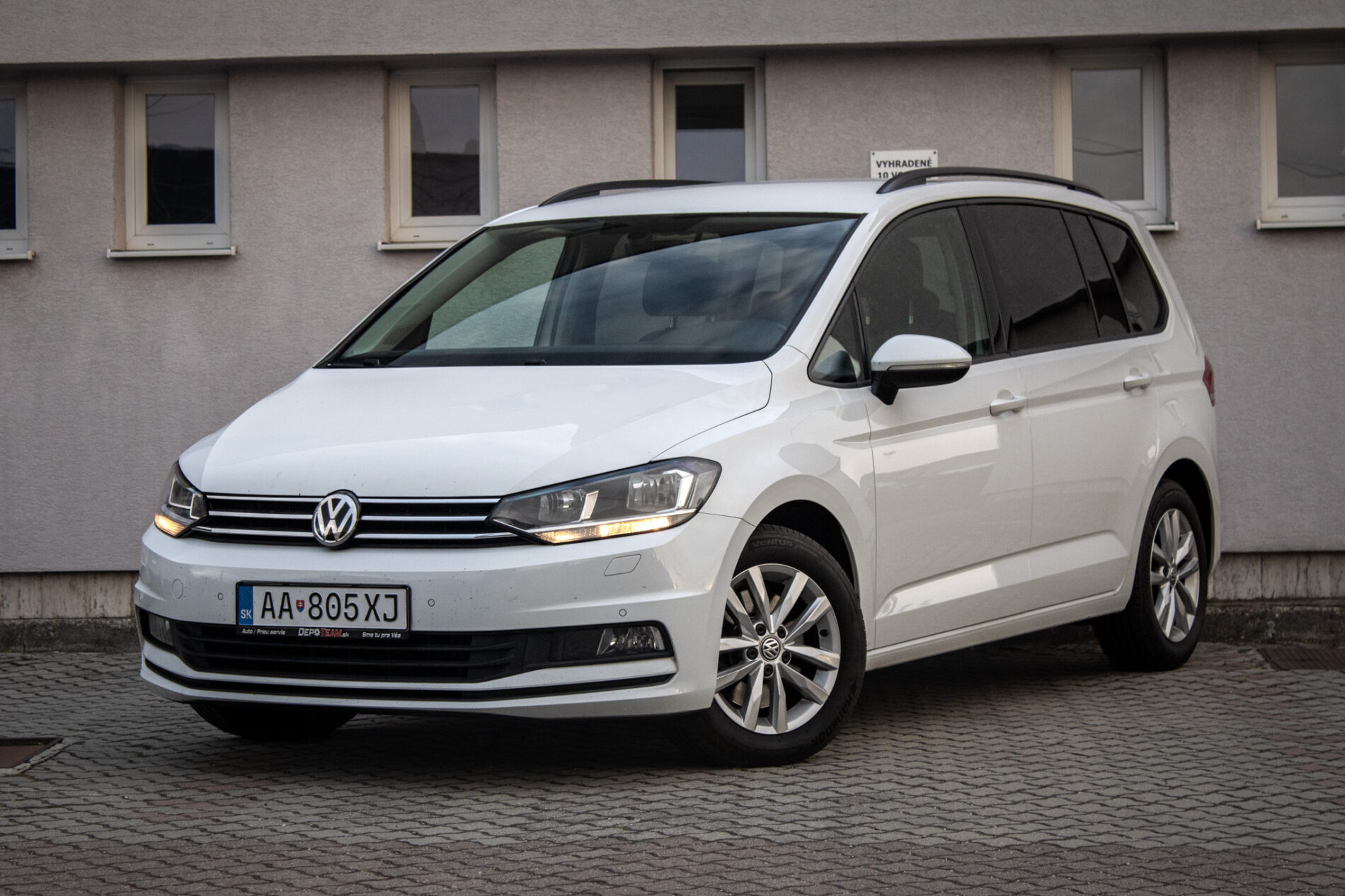 Volkswagen Touran 2.0 TDI SCR BMT EU6, 110 kW, M6 / AJ NA SPLÁTKY / PROTIÚČET /