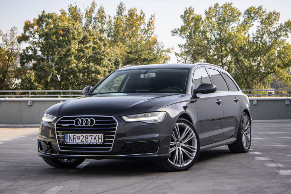 Audi A6 Avant 3.0 TDI DPF quattro S tronic, 200 kW, A7 / AJ NA SPLÁTKY / PROTIÚČET /