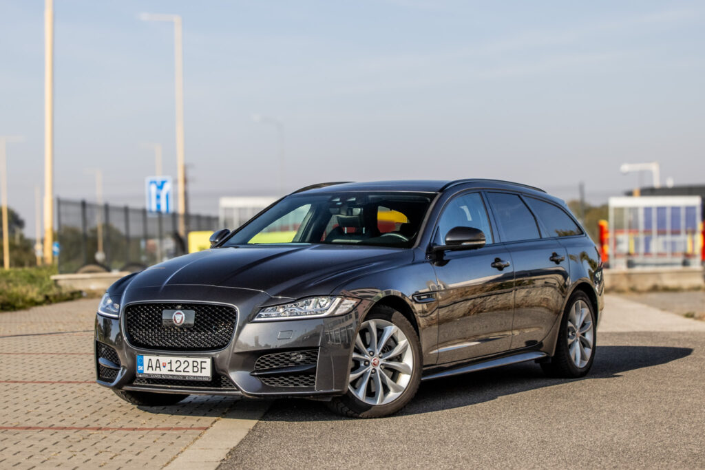 Jaguar XF 2.0 R-Sport AWD 221kW AT/8 2020 / AJ NA SPLÁTKY / PROTIÚČET