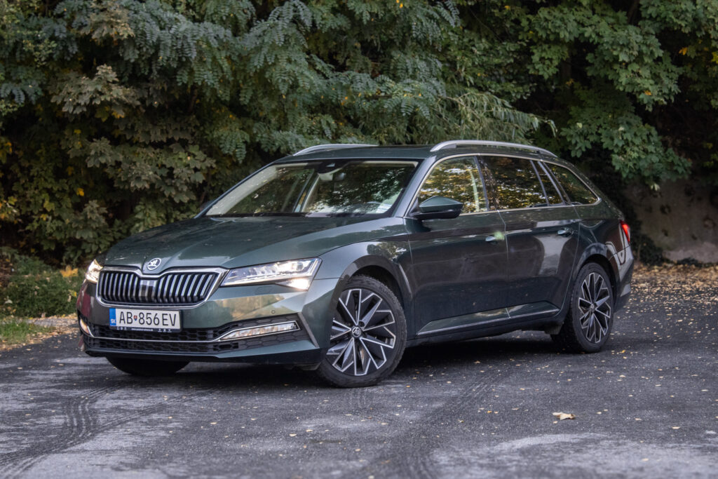 Škoda Superb Combi 2.0 TSI Laurin Klement 4x4 200kW AT/7 2020 / AJ NA SPLÁTKY / PROTIÚČET