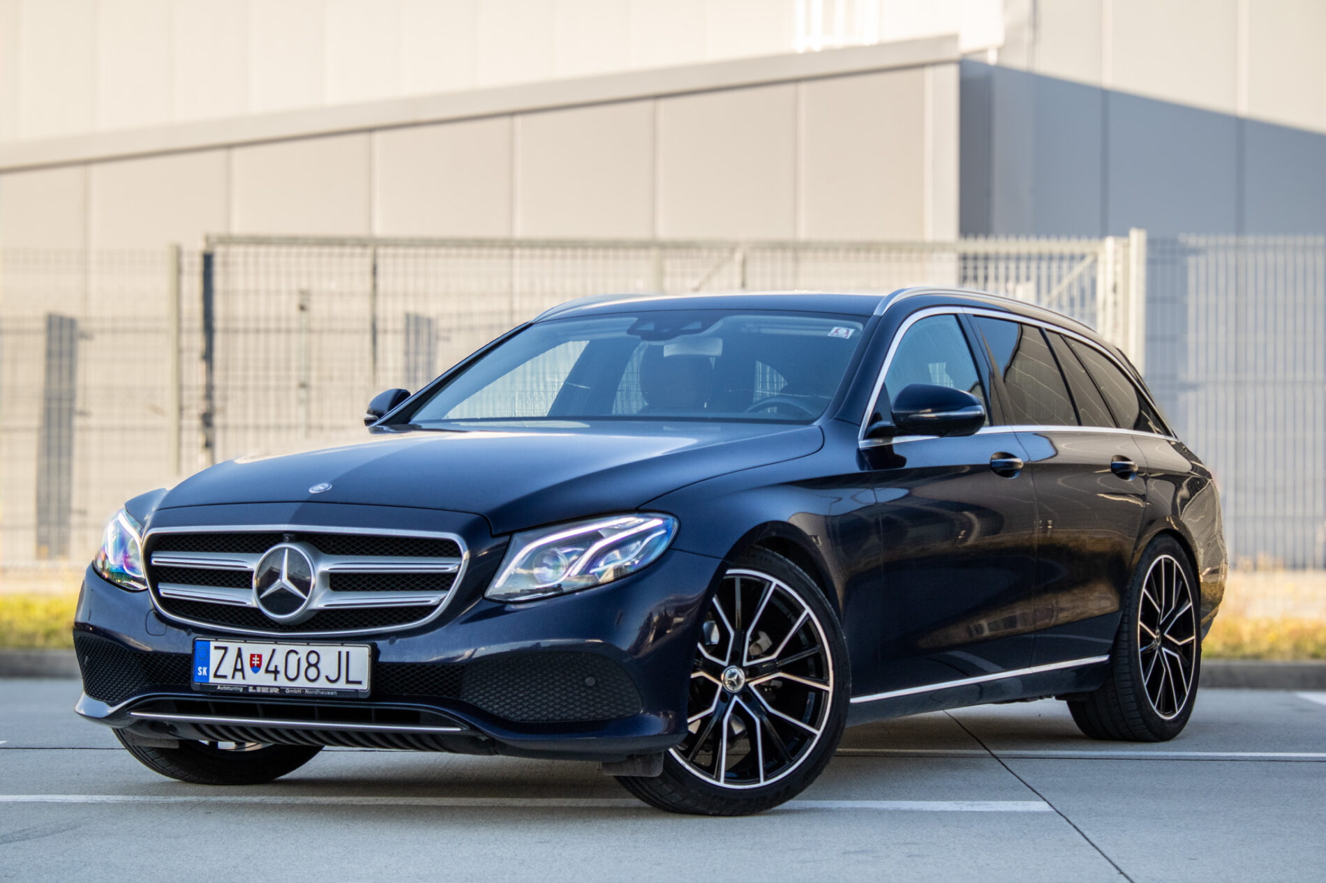 Mercedes-Benz E trieda Kombi 220 d 143kW AT/9 2017 / AJ NA SPLÁTKY / PROTIÚČET