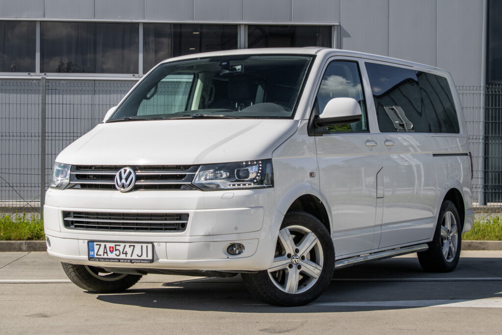 Volkswagen Multivan 2.0 132kW AT/8 2015 AWD / AJ NA SPLÁTKY / PROTIÚČET