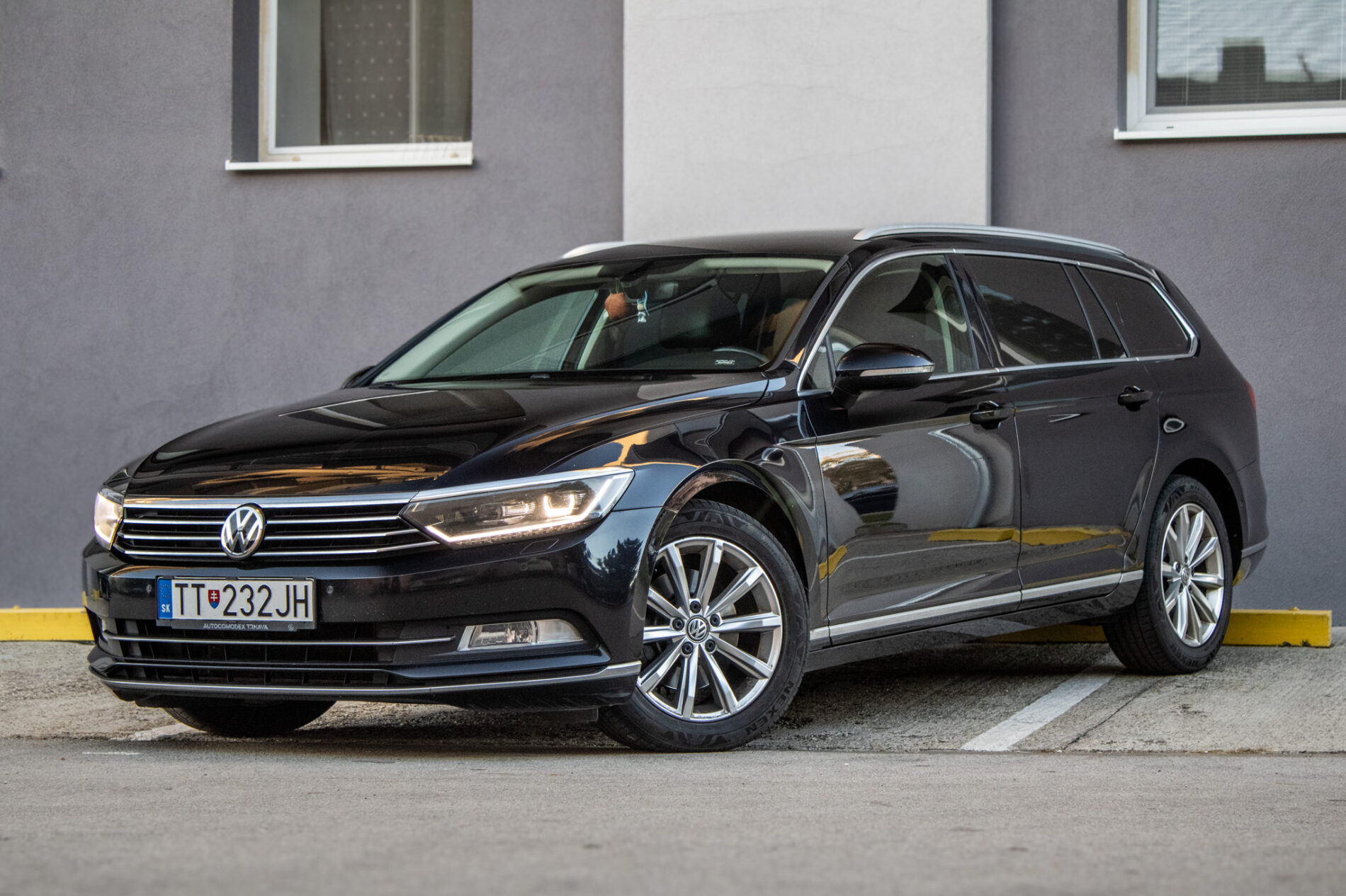 Volkswagen Passat Variant 2.0 TDI BMT Highline 110kW AT/6 2017 / AJ NA SPLÁTKY / PROTIÚČET