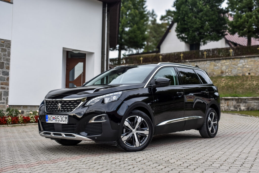 Peugeot 5008 1.6 PureTech 180 133kW AT/8 2019 / AJ NA SPLÁTKY / PROTIÚČET