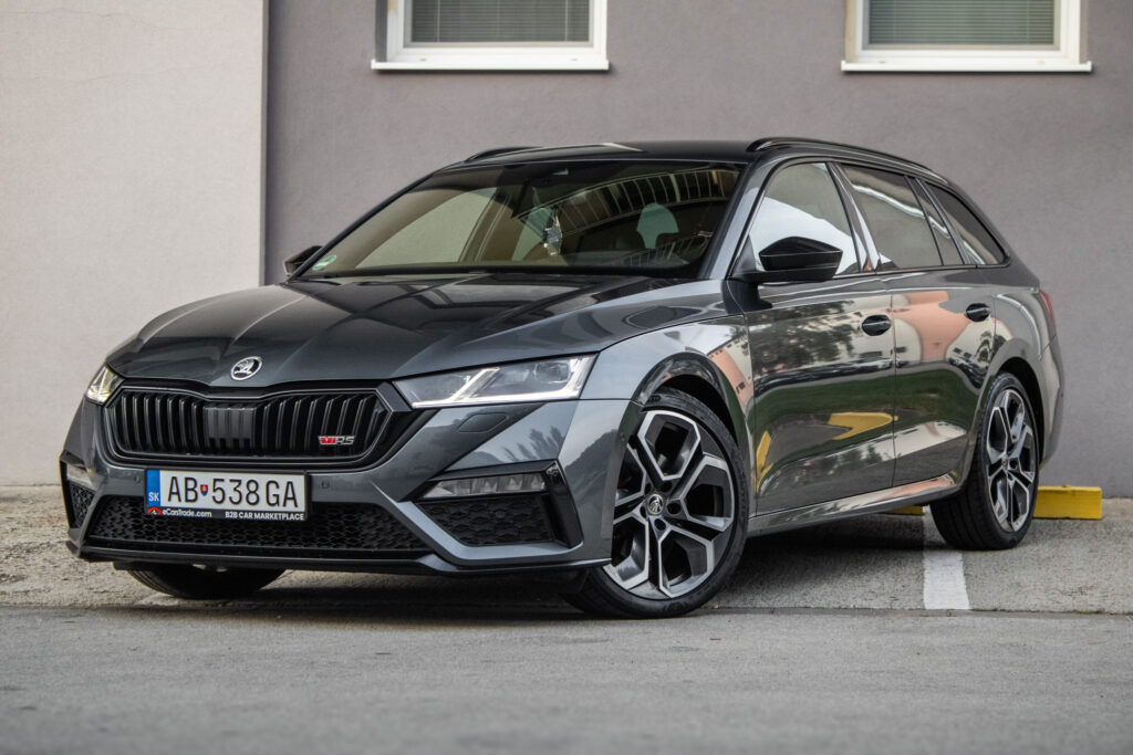 Škoda Octavia Combi 4 2.0 TDI RS 147kW AT/7 2021 / AJ NA SPLÁTKY / PROTIÚČET