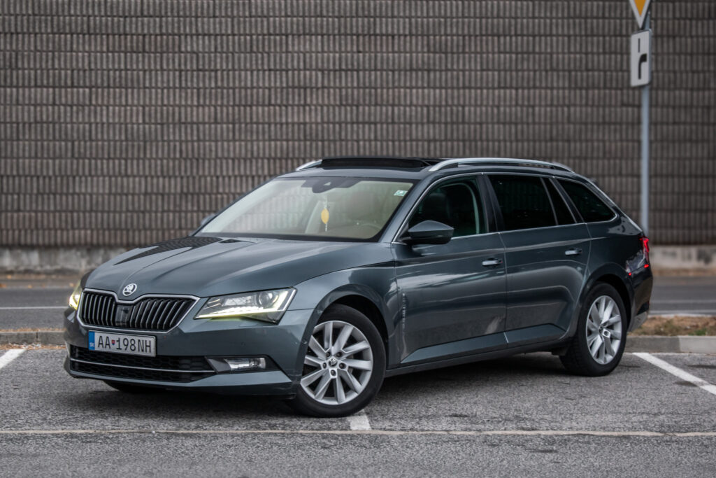 Škoda Superb Combi 2.0 TDI AT/7 110kW 2019 / AJ NA SPLÁTKY / PROTIÚČET