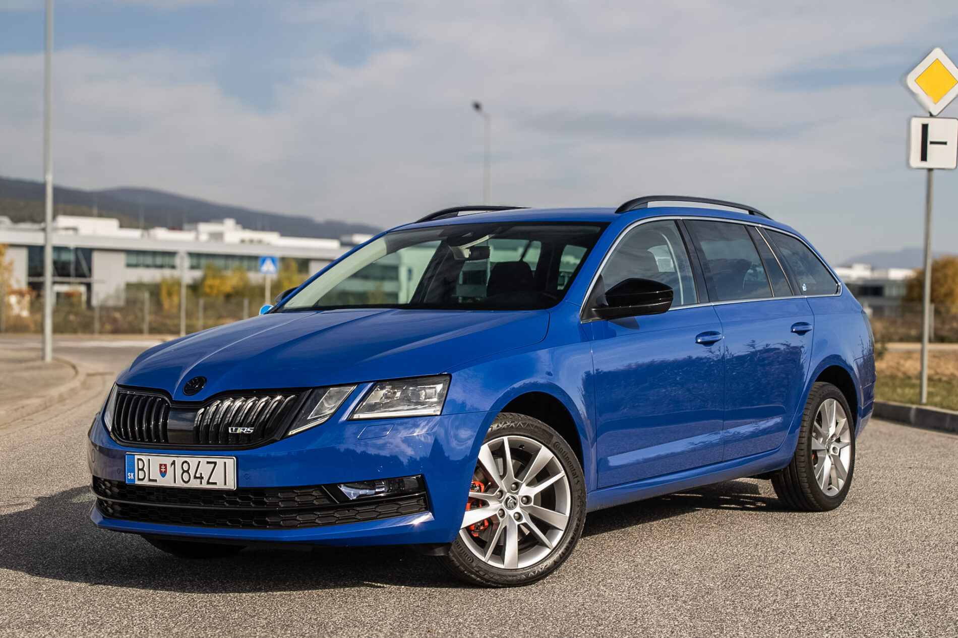 Škoda Octavia Combi 2.0 TDI RS 135kW 4×4 AT/7 2019 / AJ NA SPLÁTKY / PROTIÚČET