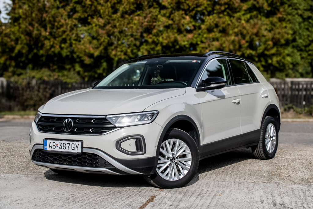 Volkswagen T-Roc 2.0 TDI 110kW AT/7 2022 / AJ NA SPLÁTKY / PROTIÚČET